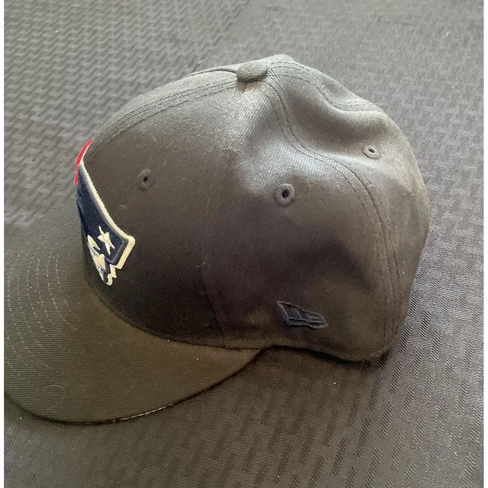 New England Patriots Hat Cap Snap Back Mens One Size NFL Football 9FIFTY New Era
